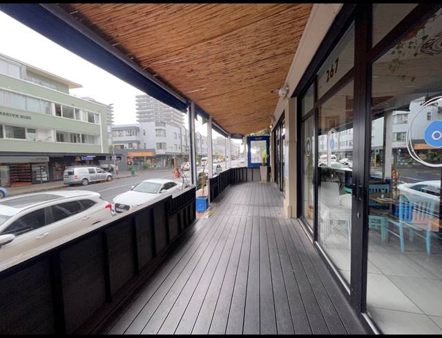 200M² RETAIL TO LET IN SEA POINT